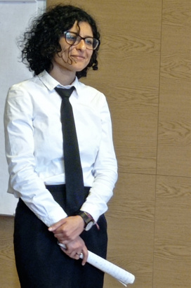 mgr inż. Anahita Sattari w trakcie obrony rozprawy doktorskiej, fot. AZ