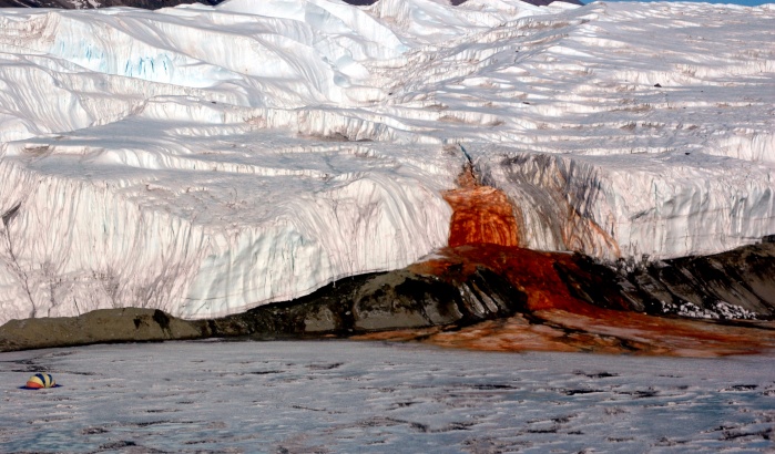 Krwawy Wodospad Antarktyda